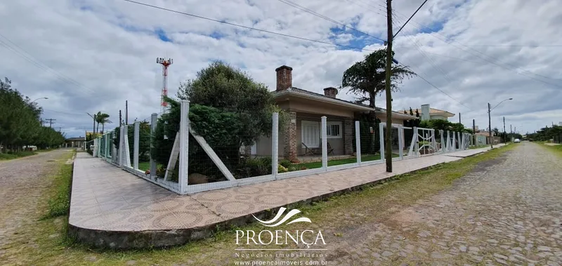 Belíssima casa há 3 quadras do mar em Xangri-lá: 6ª foto da galeria de imagens do imóvel