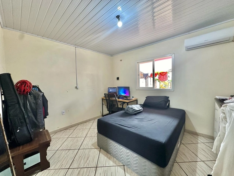 CASA COM ANEXO! PISCINA  E DECK!TERRENO COM 325MTS² A 3 QUADRAS DO MAR: 9ª foto da galeria de imagens do imóvel