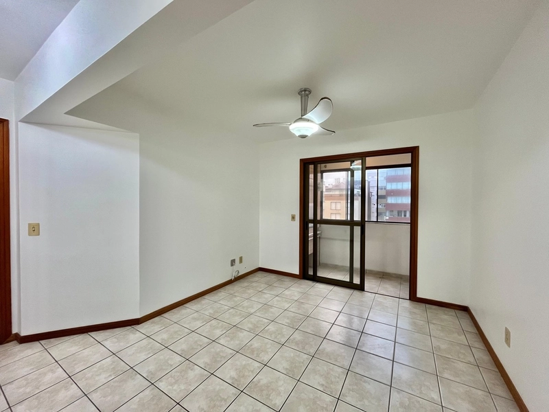 Centro! Apartamento 2 dormitórios com terraço, churrasuqueira, box!: 3ª foto da galeria de imagens do imóvel