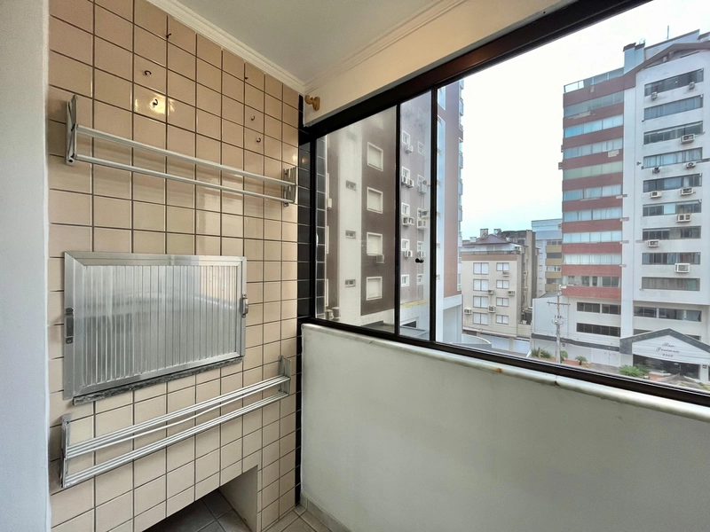 Centro! Apartamento 2 dormitórios com terraço, churrasuqueira, box!: 1ª foto da galeria de imagens do imóvel