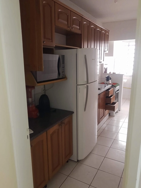 Amplo apartamento 2dormitórios, mobiliado, sacada! No Centro!: 3ª foto da galeria de imagens do imóvel