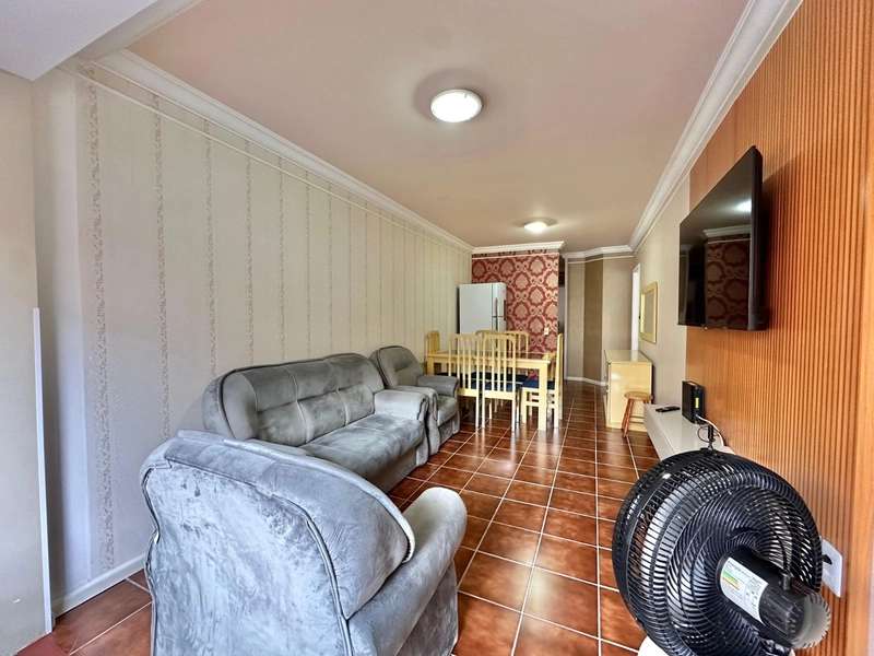 Apartamento de 2 Dormitórios com dependência: 4ª foto da galeria de imagens do imóvel