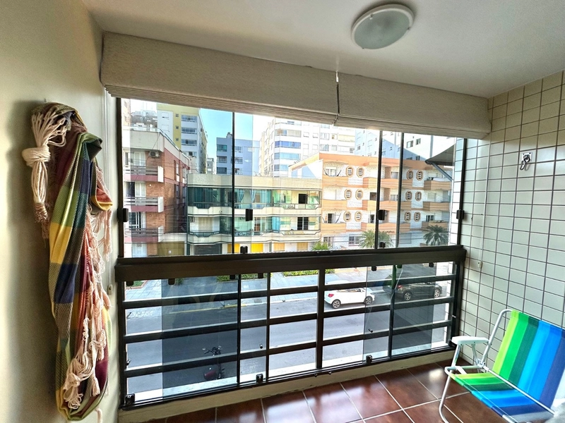 Apartamento de 2 Dormitórios com dependência: 6ª foto da galeria de imagens do imóvel