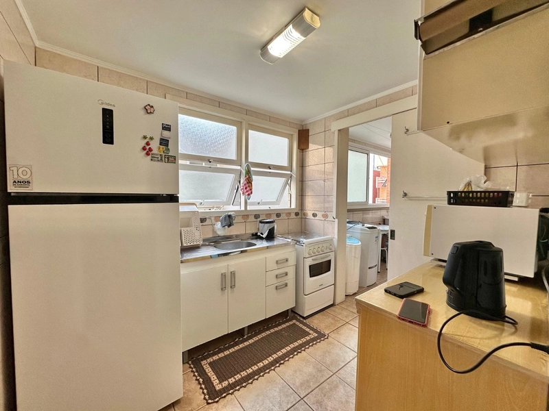Apartamento de 2 Dormitórios com dependência: 8ª foto da galeria de imagens do imóvel
