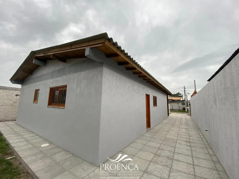 Casa 4 dormitórios em excelente localização em Capão da Canoa: 11ª foto da galeria de imagens do imóvel
