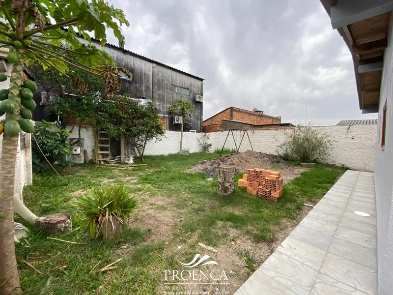 Casa 4 dormitórios em excelente localização em Capão da Canoa: 15ª foto da galeria de imagens do imóvel
