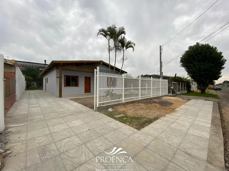 Casa 4 dormitórios em excelente localização em Capão da Canoa: 6ª foto da galeria de imagens do imóvel