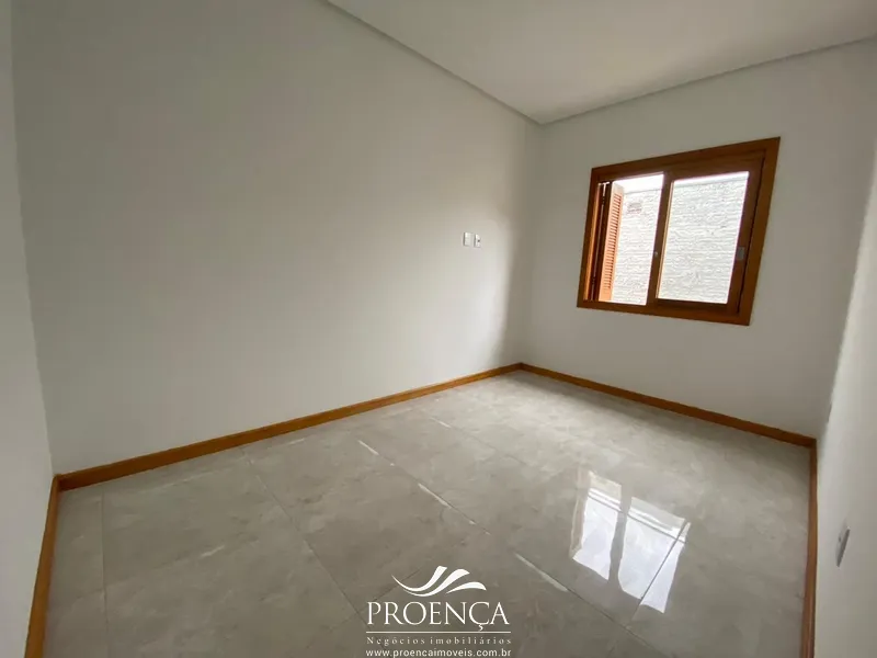 Casa 4 dormitórios em excelente localização em Capão da Canoa: 12ª foto da galeria de imagens do imóvel