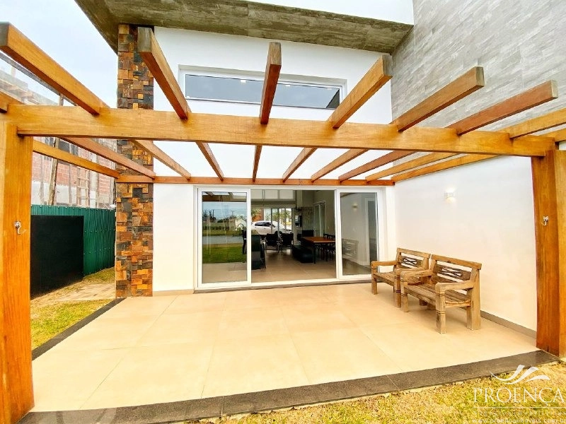 Casa 4 dormitórios no Condomínio, Maristela em Xangri-lá.: 33ª foto da galeria de imagens do imóvel