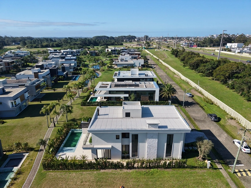 SOBRADO NEOCLÁSSICO À VENDA! 5 SUÍTES • ACESSO À LAGOA • 401 M²: 52ª foto da galeria de imagens do imóvel