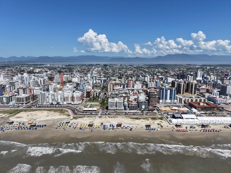 APARTAMENTO À VENDA BEIRA MAR / PRAÇA DO FAROL: 22ª foto da galeria de imagens do imóvel