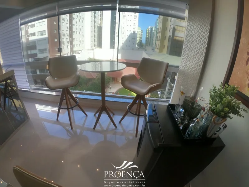 Apartamento 3 dormitórios junto a Praça Tiaraju e ao Mar: 7ª foto da galeria de imagens do imóvel