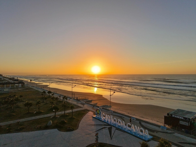 APARTAMENTO À VENDA NA BEIRA MAR DE CAPÃO DA CANOA - NOVIDADE: 9ª foto da galeria de imagens do imóvel