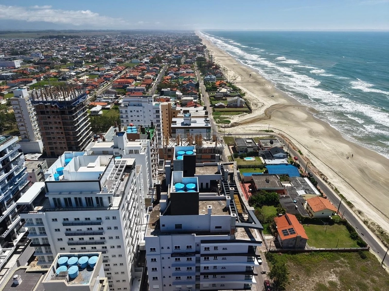Apartamento 04 dormitórios na Beira-Mar em Capão da Canoa: 2ª foto da galeria de imagens do imóvel