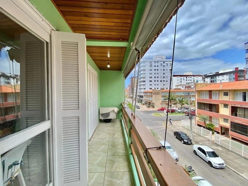 Apartamento de 2 dormitórios com dependência: 1ª foto da galeria de imagens do imóvel