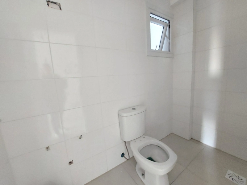 Amplo apartamento 3 dormitórios,1 suite,de frente, ZN, Capão da Canoa.: 1ª foto da galeria de imagens do imóvel