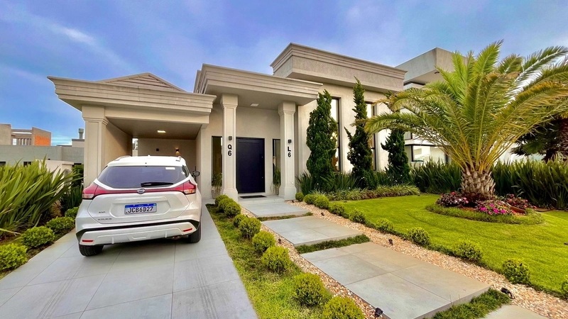 Casas à venda em CAPÃO DA CANOA, Condomínio Dubai Resort.: 1ª foto da galeria de imagens do imóvel