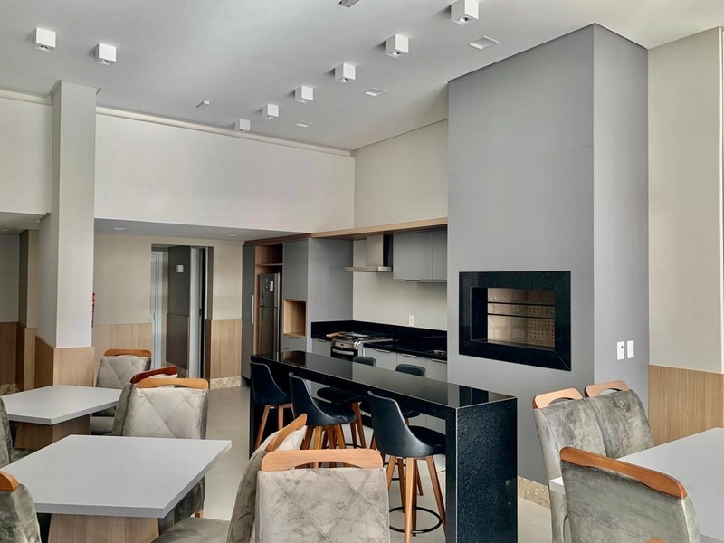 Apartamento de 2 Dormitórios com terraço: 1ª foto da galeria de imagens do imóvel