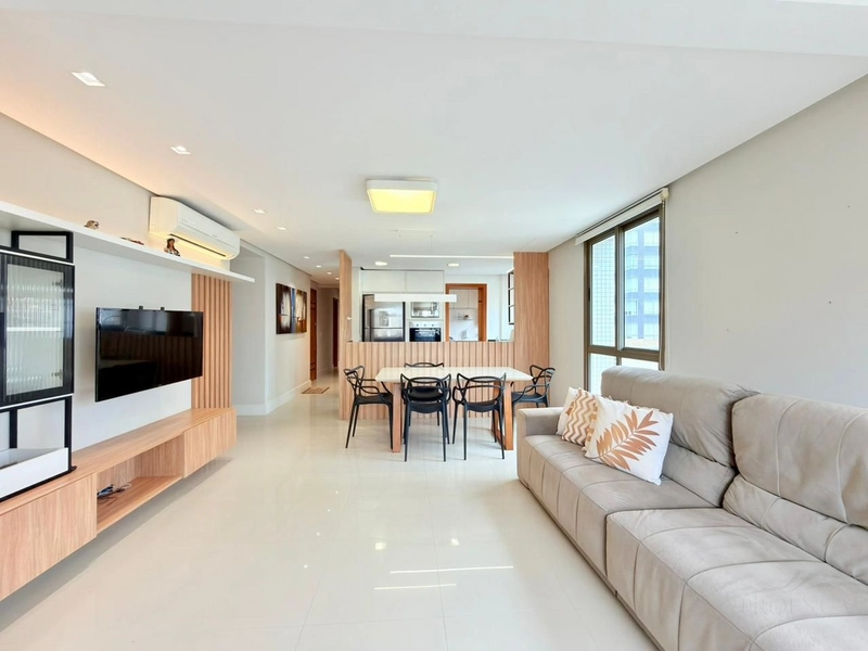 APARTAMENTO 03 DORMITÓRIOS À VENDA - EM FRENTE A PRAÇA !!!: 6ª foto da galeria de imagens do imóvel
