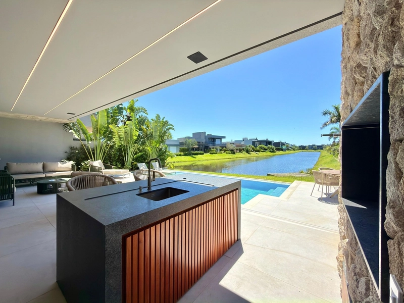 CONDOMÍNIO CAPÃO ILHAS RESORT - CASA COM VISTA INCRÍVEL PARA O LAGOA: 32ª foto da galeria de imagens do imóvel
