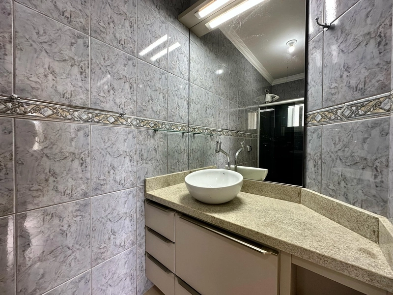 Casa com 02 terrenos próximo ao mar!: 3ª foto da galeria de imagens do imóvel