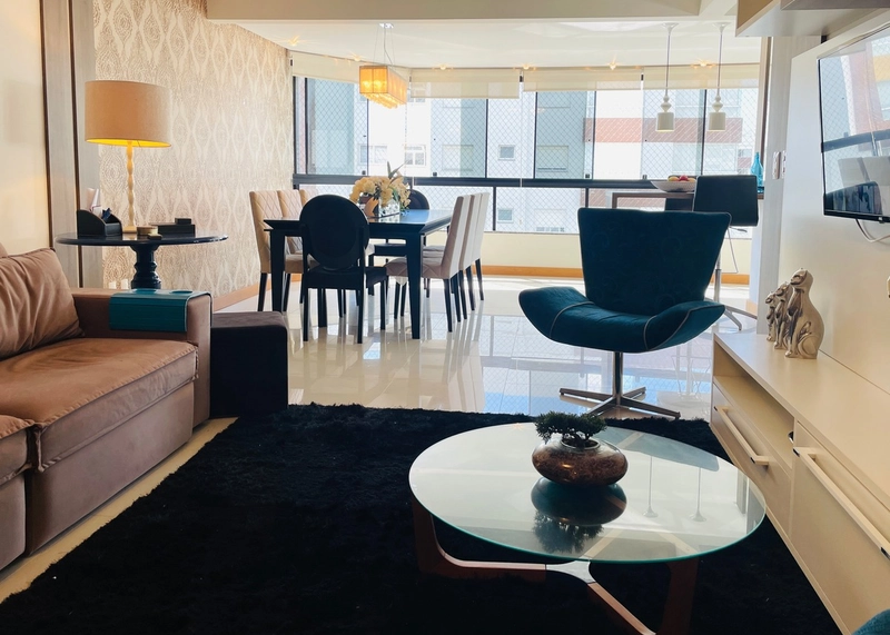 Apartamento Frente Praça Tiaraju mobiliado e Decorado Navegantes: 1ª foto da galeria de imagens do imóvel