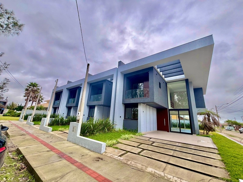Sobrado novo em Xangrilá próximo ao mar: 4ª foto da galeria de imagens do imóvel
