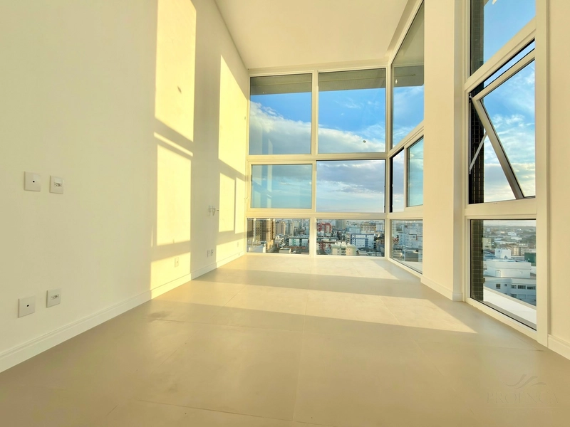 APARTAMENTO COM INFRA INCRÍVEL, VISTA PARA O MAR: 5ª foto da galeria de imagens do imóvel