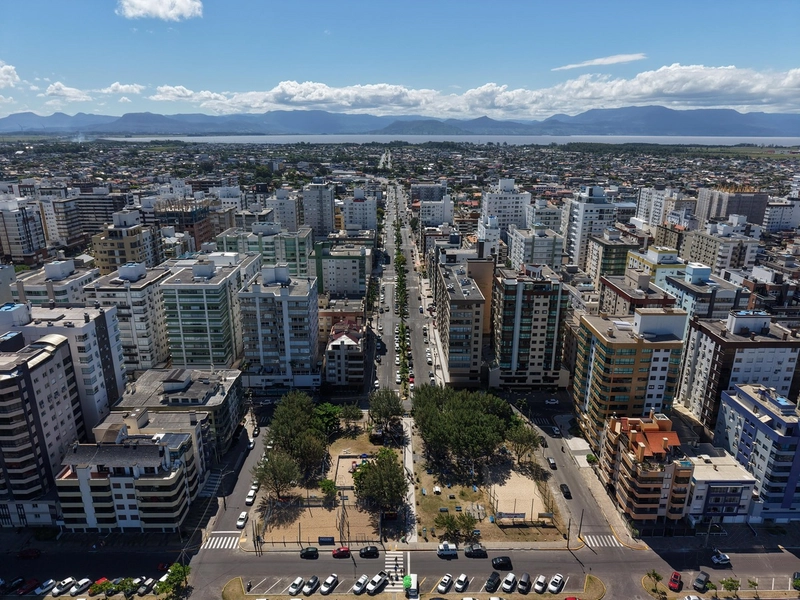 VISTA PARA O MAR E PARA PRAÇA LUIZ BASSANI  APARTAMENTO À VENDA: 11ª foto da galeria de imagens do imóvel