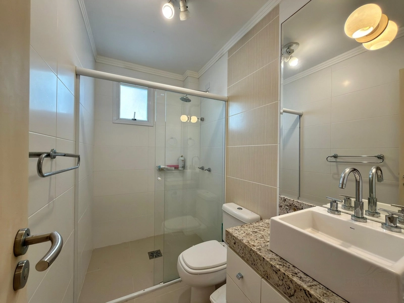 VISTA PARA O MAR E PARA PRAÇA LUIZ BASSANI  APARTAMENTO À VENDA: 19ª foto da galeria de imagens do imóvel
