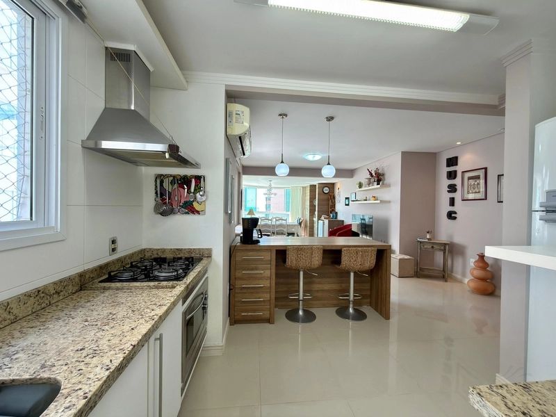 VISTA PARA O MAR E PARA PRAÇA LUIZ BASSANI  APARTAMENTO À VENDA: 27ª foto da galeria de imagens do imóvel