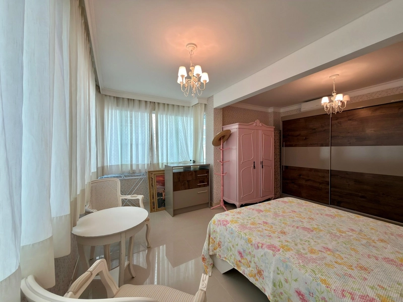 VISTA PARA O MAR E PARA PRAÇA LUIZ BASSANI  APARTAMENTO À VENDA: 10ª foto da galeria de imagens do imóvel
