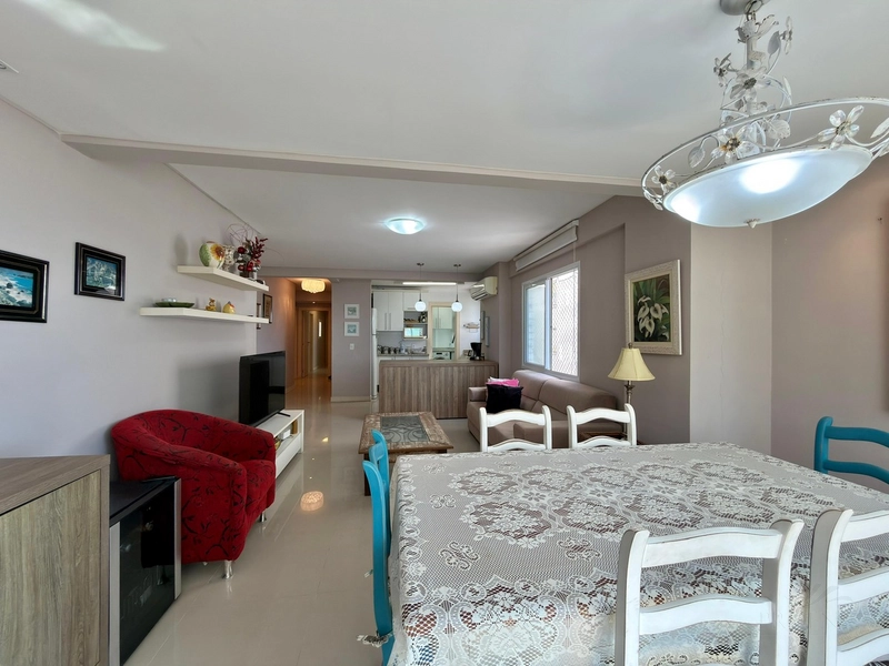 VISTA PARA O MAR E PARA PRAÇA LUIZ BASSANI  APARTAMENTO À VENDA: 16ª foto da galeria de imagens do imóvel