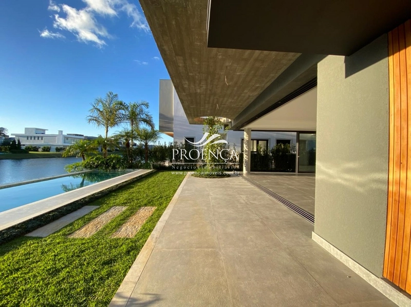 Casa Punta Beira Lago, 4 suítes + dependência, 356m².: 14ª foto da galeria de imagens do imóvel