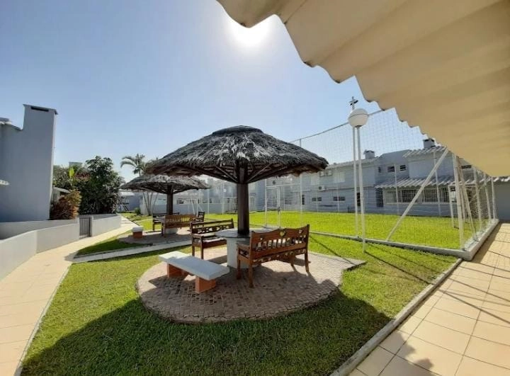 Sobrado geminado localizado dentro de condominínio fechado.: 21ª foto da galeria de imagens do imóvel