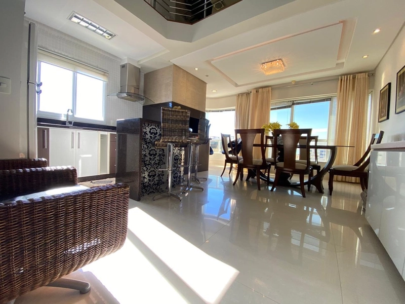 Apartamento Triplex com 5 dormitórios, Zona Nova/Capão da Canoa: 2ª foto da galeria de imagens do imóvel