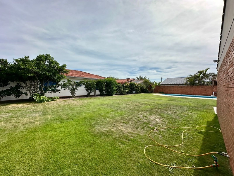 CASA COM PISCINA EM XANGRI-LÁ!!: 4ª foto da galeria de imagens do imóvel