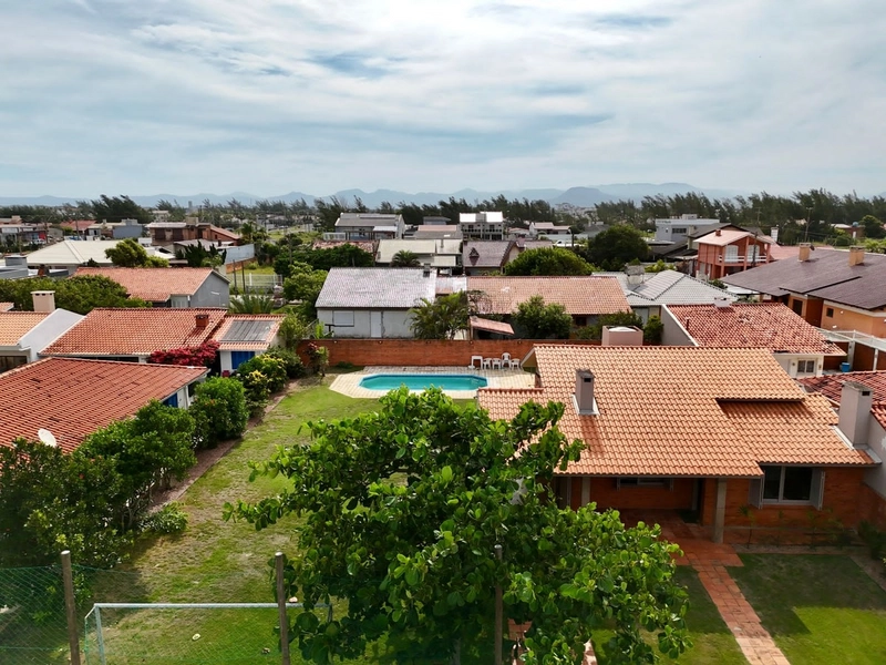 CASA COM PISCINA EM XANGRI-LÁ!!: 7ª foto da galeria de imagens do imóvel