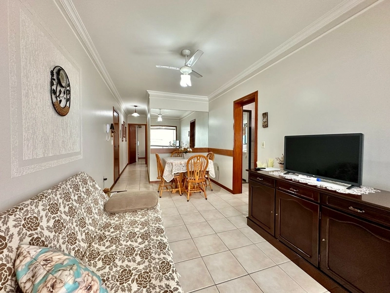 Apartamento de 02 dormitórios no centro de Capão da Canoa 50m da Praia: 14ª foto da galeria de imagens do imóvel