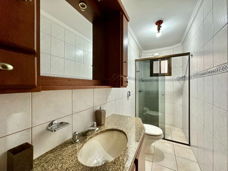 Apartamento de 02 dormitórios no centro de Capão da Canoa 50m da Praia: 24ª foto da galeria de imagens do imóvel