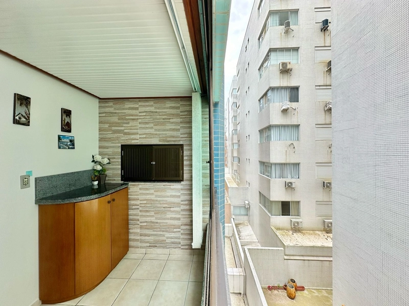 Apartamento de 02 dormitórios no centro de Capão da Canoa 50m da Praia: 22ª foto da galeria de imagens do imóvel