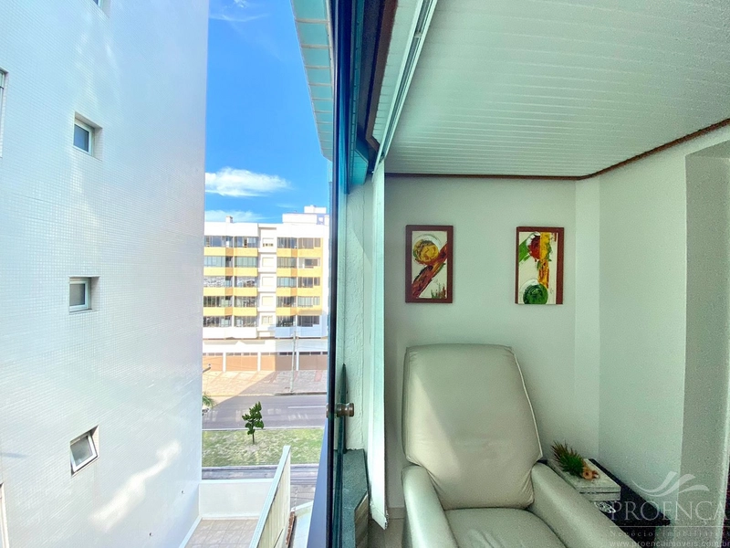 Apartamento de 02 dormitórios no centro de Capão da Canoa 50m da Praia: 11ª foto da galeria de imagens do imóvel