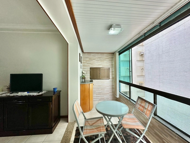 Apartamento de 02 dormitórios no centro de Capão da Canoa 50m da Praia: 23ª foto da galeria de imagens do imóvel