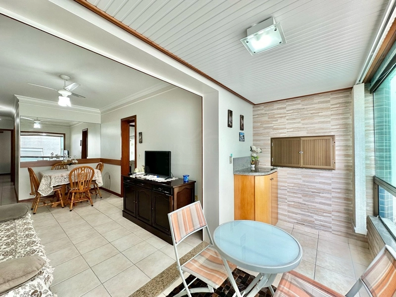 Apartamento de 02 dormitórios no centro de Capão da Canoa 50m da Praia: 7ª foto da galeria de imagens do imóvel