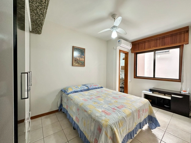 Apartamento de 02 dormitórios no centro de Capão da Canoa 50m da Praia: 13ª foto da galeria de imagens do imóvel