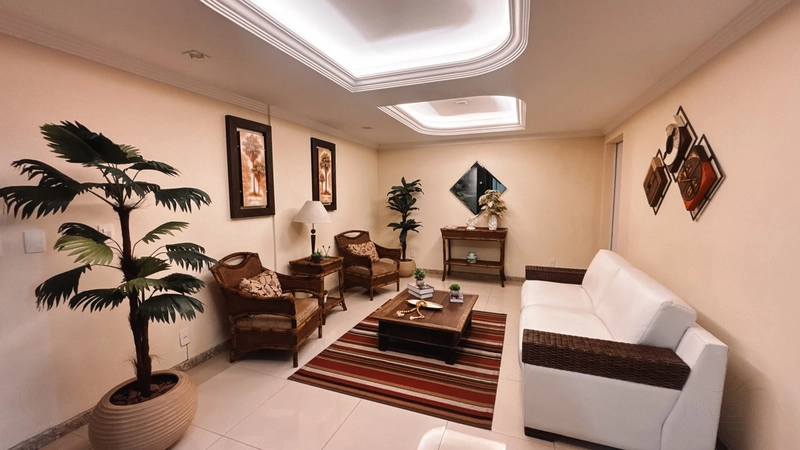 APARTAMENTO PARA LOCAÇÃO A UMA QUADRA DO MAR: 2ª foto da galeria de imagens do imóvel