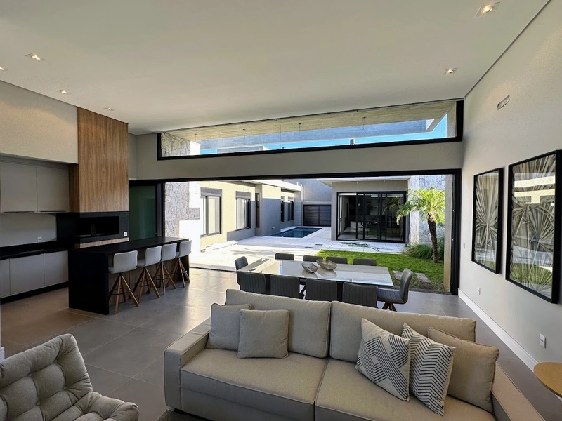 CASA EM ATLÂNTIDA COM 04 SUÍTES,  ALTO PATRÃO.: 9ª foto da galeria de imagens do imóvel