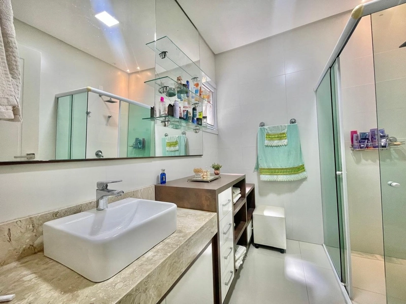Casa Térrea sendo 4 suítes, com Piscina. melhor condomínio de Capão.: 23ª foto da galeria de imagens do imóvel
