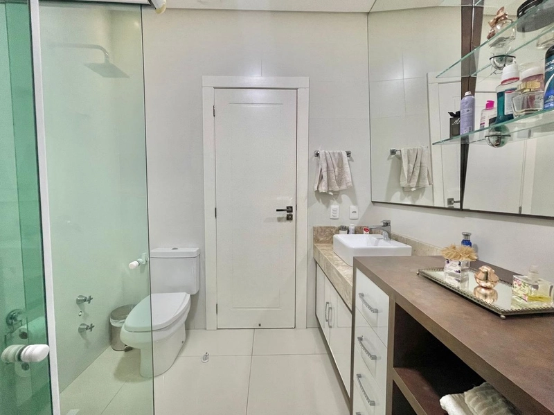 Casa Térrea sendo 4 suítes, com Piscina. melhor condomínio de Capão.: 26ª foto da galeria de imagens do imóvel