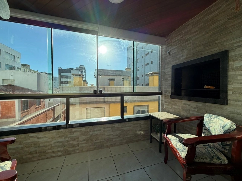 Apartamento de 2 dormitórios sendo 1 suíte, no Centro de Capão: 1ª foto da galeria de imagens do imóvel